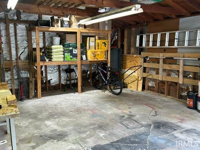 1314 Glenwood Avenue, Fort Wayne, IN 46805