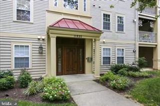 11820 ETON MANOR DR #104, Germantown, MD 20876