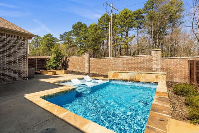 1 Quartz Cove, Little Rock, AR 72223