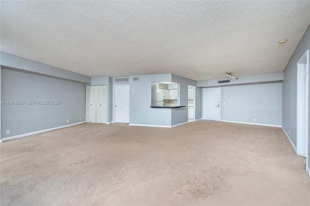 3300 NE 191st Street 1915, Aventura, FL 33180