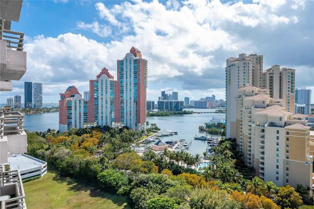 3300 NE 191st Street 1915, Aventura, FL 33180