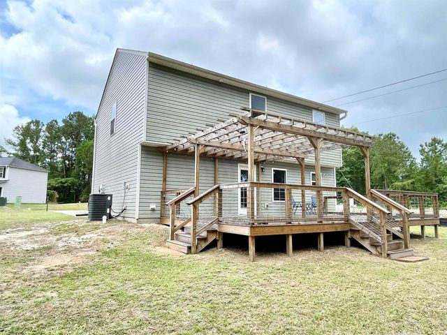 101 Winding Path Dr., Loris, SC 29569