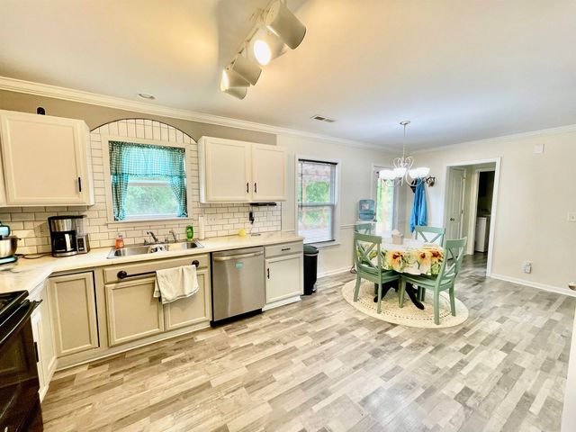 101 Winding Path Dr., Loris, SC 29569