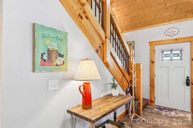 589 Panoramic Loop, Maggie Valley, NC 28751
