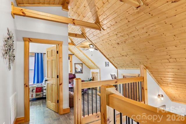 589 Panoramic Loop, Maggie Valley, NC 28751