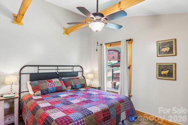 589 Panoramic Loop, Maggie Valley, NC 28751