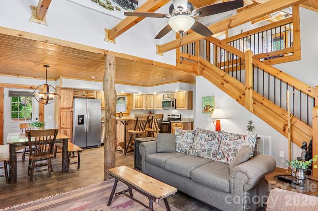 589 Panoramic Loop, Maggie Valley, NC 28751