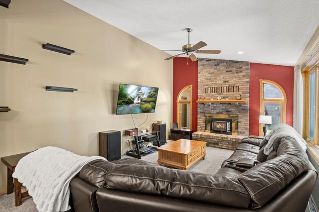 500 Bohlken Drive, Hastings, MN 55033