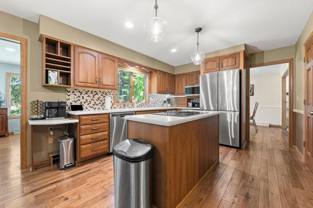 500 Bohlken Drive, Hastings, MN 55033