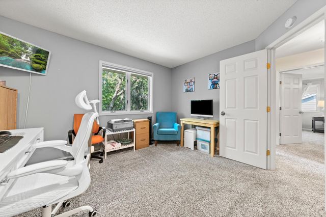 500 Bohlken Drive, Hastings, MN 55033
