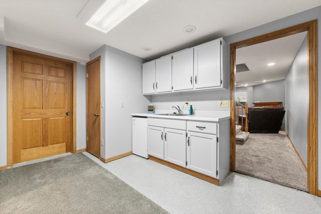 500 Bohlken Drive, Hastings, MN 55033