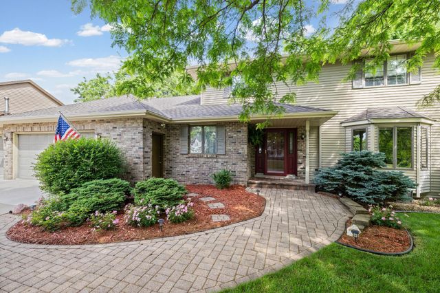 500 Bohlken Drive, Hastings, MN 55033