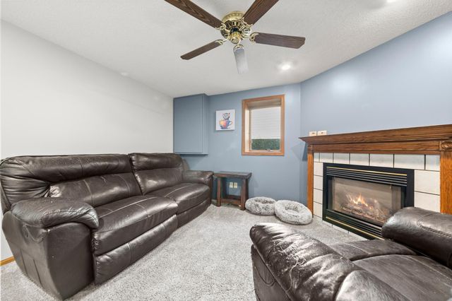 500 Bohlken Drive, Hastings, MN 55033