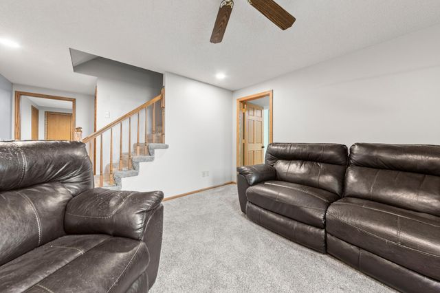 500 Bohlken Drive, Hastings, MN 55033