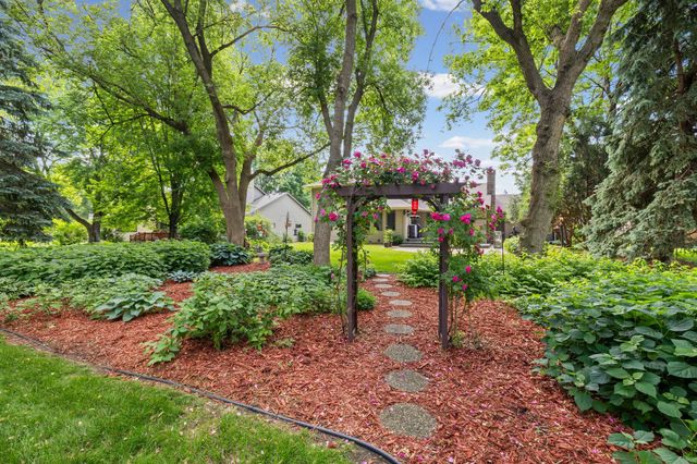 500 Bohlken Drive, Hastings, MN 55033