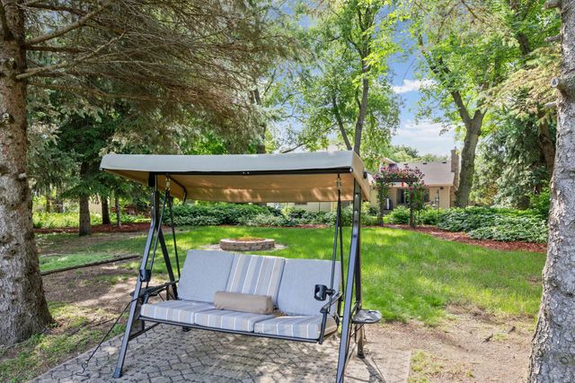 500 Bohlken Drive, Hastings, MN 55033