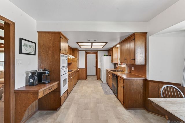 10656 Cal Rd, Baton Rouge, LA 70809