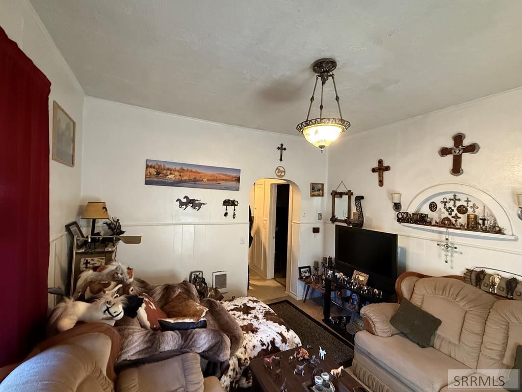 Image 16 of property listing at 1220 S Boulevard, Idaho Falls, ID 83402