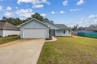 102 Lake Wisteria Court, Kingsland, GA 31548