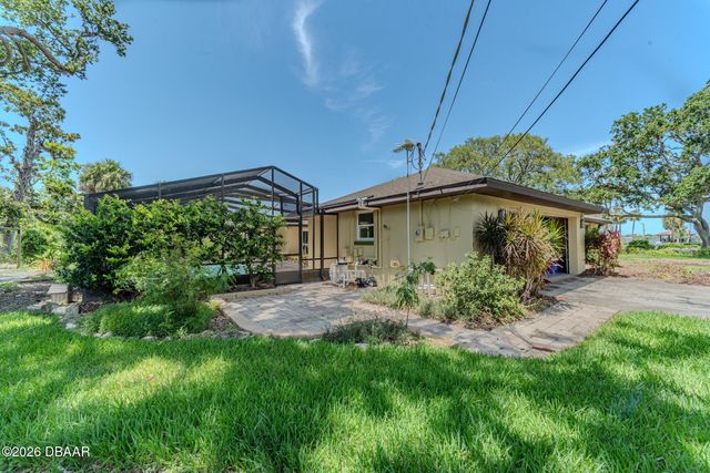 864 S Beach Street, Ormond Beach, FL 32174