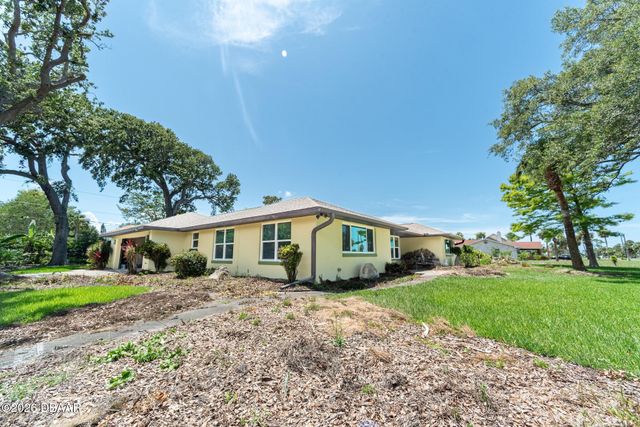 864 S Beach Street, Ormond Beach, FL 32174