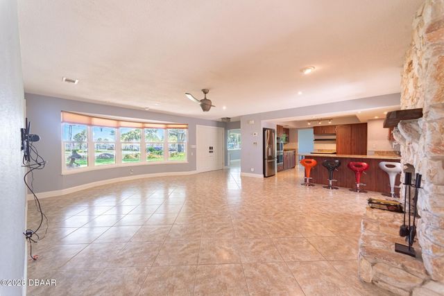 864 S Beach Street, Ormond Beach, FL 32174