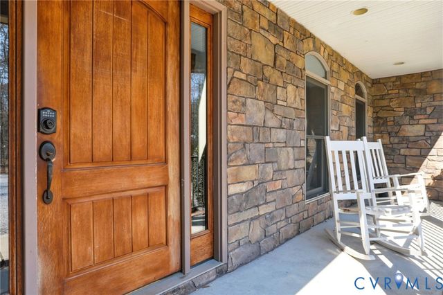 1738 Page Rd, Powhatan, VA 23139