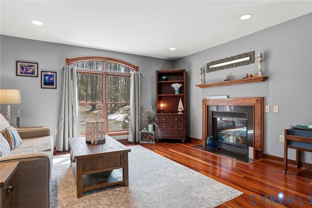 1738 Page Rd, Powhatan, VA 23139