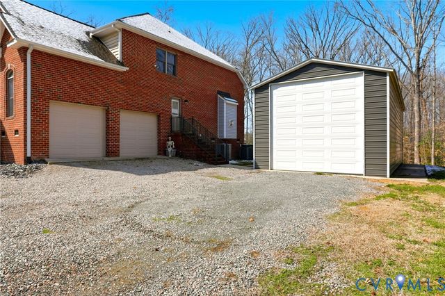 1738 Page Rd, Powhatan, VA 23139