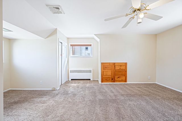 1032 N Hamilton Avenue, Lindenhurst, NY 11757