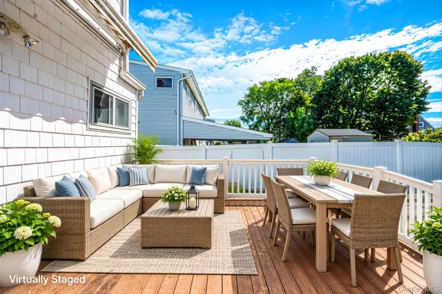 1032 N Hamilton Avenue, Lindenhurst, NY 11757
