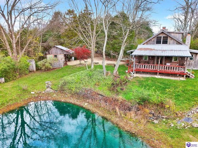 2945 N Greenbrier Rd, Madison, IN 47250