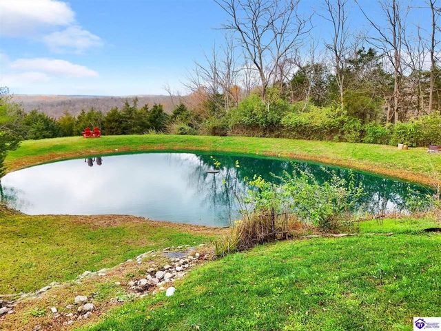 2945 N Greenbrier Rd, Madison, IN 47250