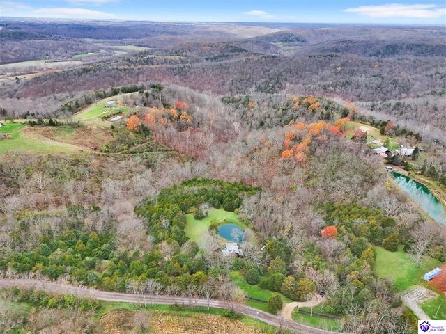 2945 N Greenbrier Rd, Madison, IN 47250