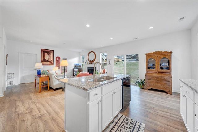 216 Stonecreek WAY, Roanoke, VA 24019