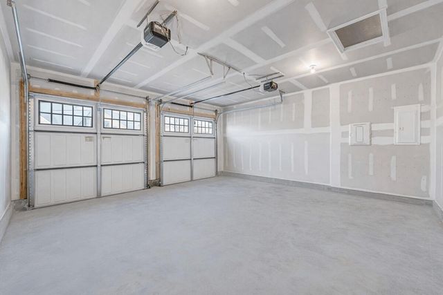 216 Stonecreek WAY, Roanoke, VA 24019