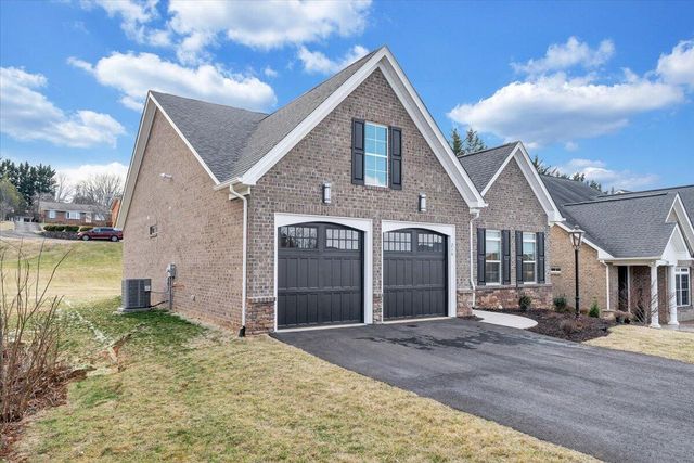 216 Stonecreek WAY, Roanoke, VA 24019