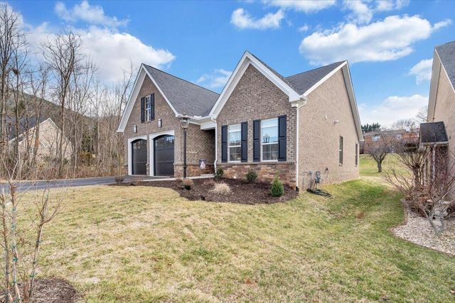 216 Stonecreek WAY, Roanoke, VA 24019