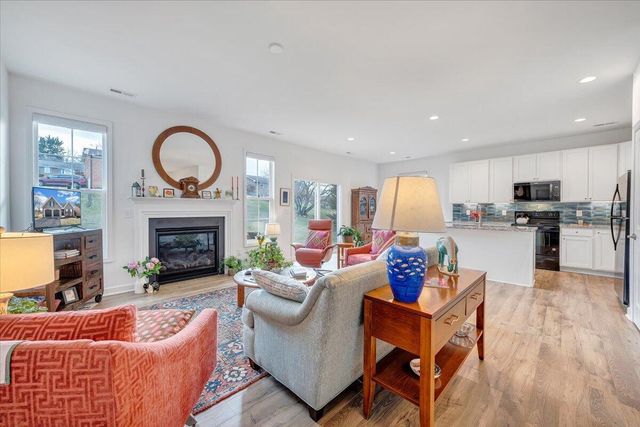 216 Stonecreek WAY, Roanoke, VA 24019