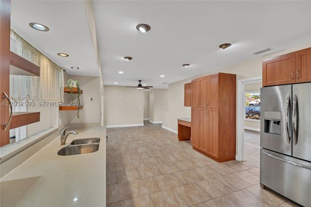5507 Mckinley St, Hollywood, FL 33021