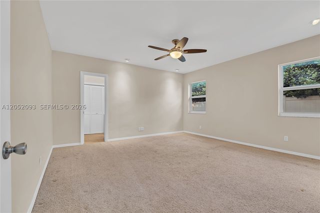 5507 Mckinley St, Hollywood, FL 33021