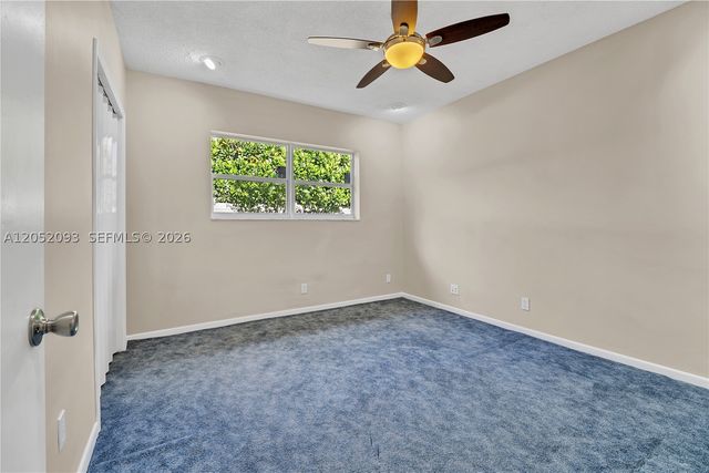 5507 Mckinley St, Hollywood, FL 33021