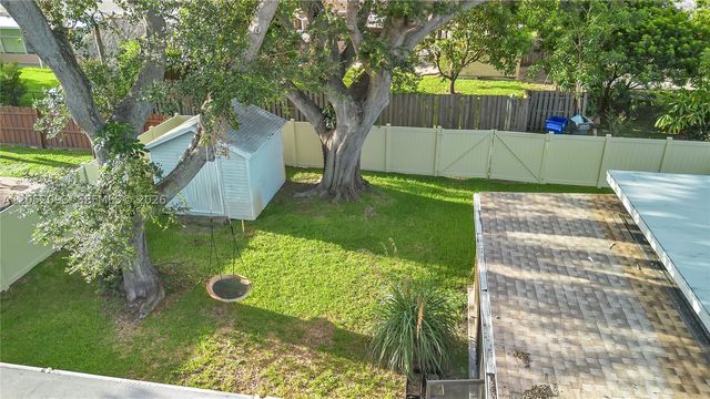 5507 Mckinley St, Hollywood, FL 33021