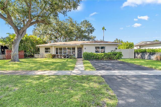 5507 Mckinley St, Hollywood, FL 33021