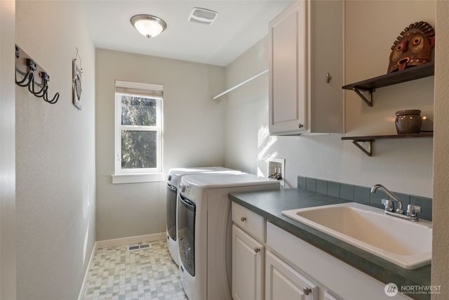 1698 Skyline Ridge Lane SW, Tumwater, WA 98512