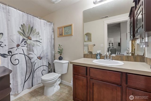 1698 Skyline Ridge Lane SW, Tumwater, WA 98512