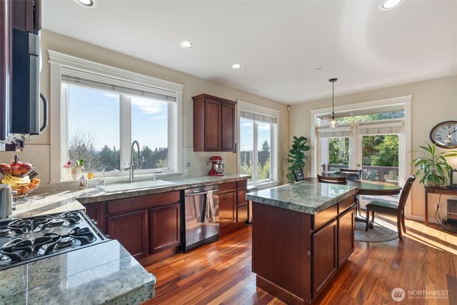 1698 Skyline Ridge Lane SW, Tumwater, WA 98512