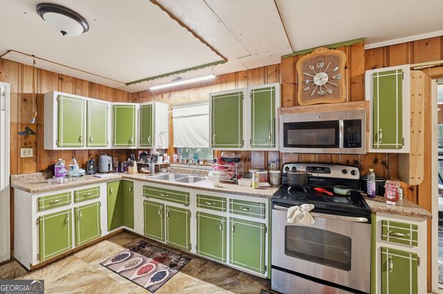 327 Poplar Street, Toccoa, GA 30577