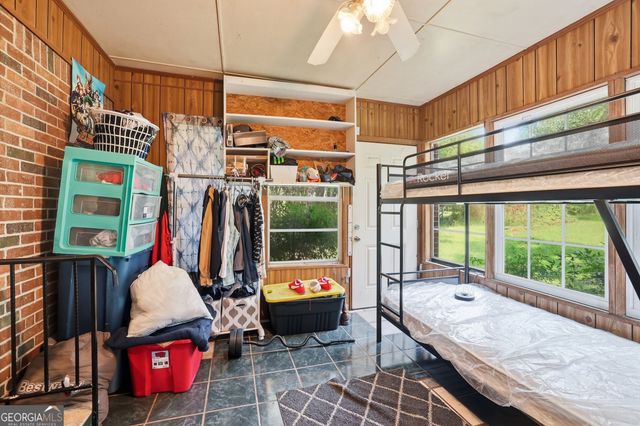 327 Poplar Street, Toccoa, GA 30577