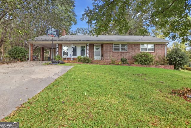 327 Poplar Street, Toccoa, GA 30577